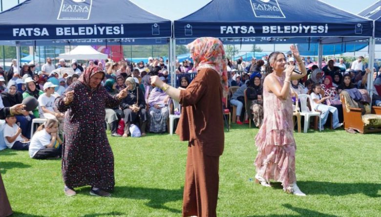 KÜLTÜR VE SANAT ASLANCAMİ'DE BULUŞTU