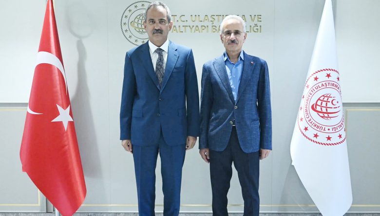 ÖZER'DEN ORDU'NUN ULAŞIMI İÇİN ANKARA MESAİSİ
