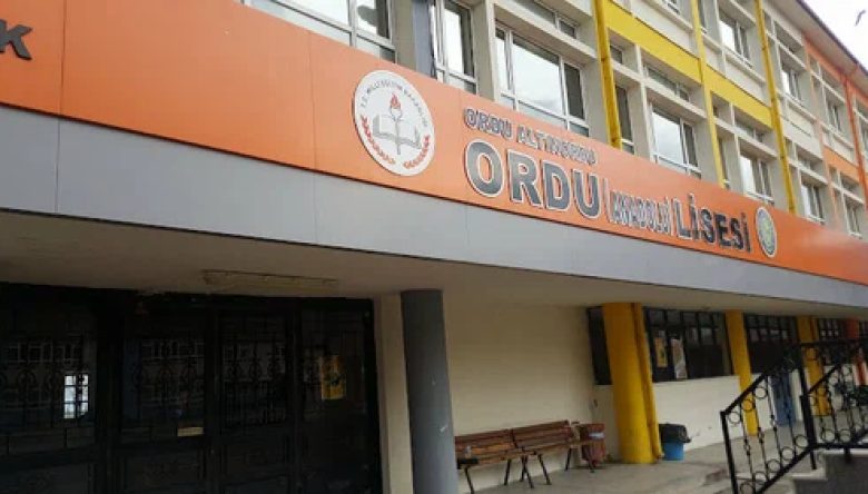 ORDU ANADOLU LİSESİ YASTA: GENÇ YAŞTAKİ ÇAĞAN EDİZ ÇOMU’NUN VEFATI SEVENLERİNİ YASA BOĞDU