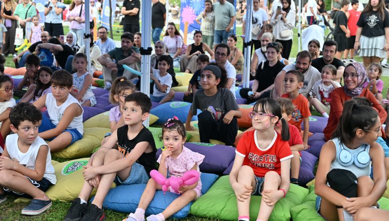ÇOCUKLAR BİLİM VE TEKNOLOJİYİ KEŞFETTİ