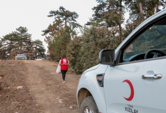 KIZILAY ORMAN YANGINLARIYLA MÜCADELEDE ÖN SAFTA