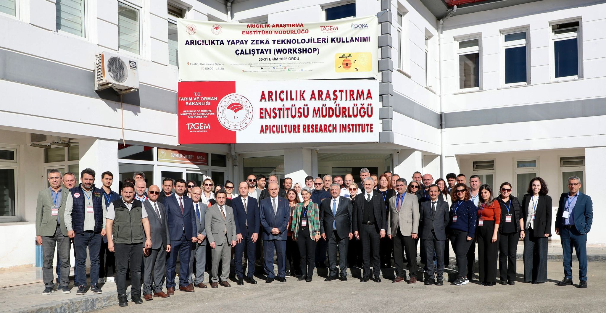 VALİ EROL, ÇALIŞTAY’A KATILDI