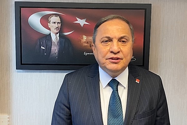 TORUN CHP’DEN İSTİFA ETTİ